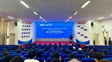 328f696ce1085406b3f0f3476fbad5e