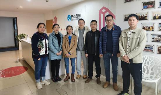 8393ed5efc709678460b2a6a99c75f3